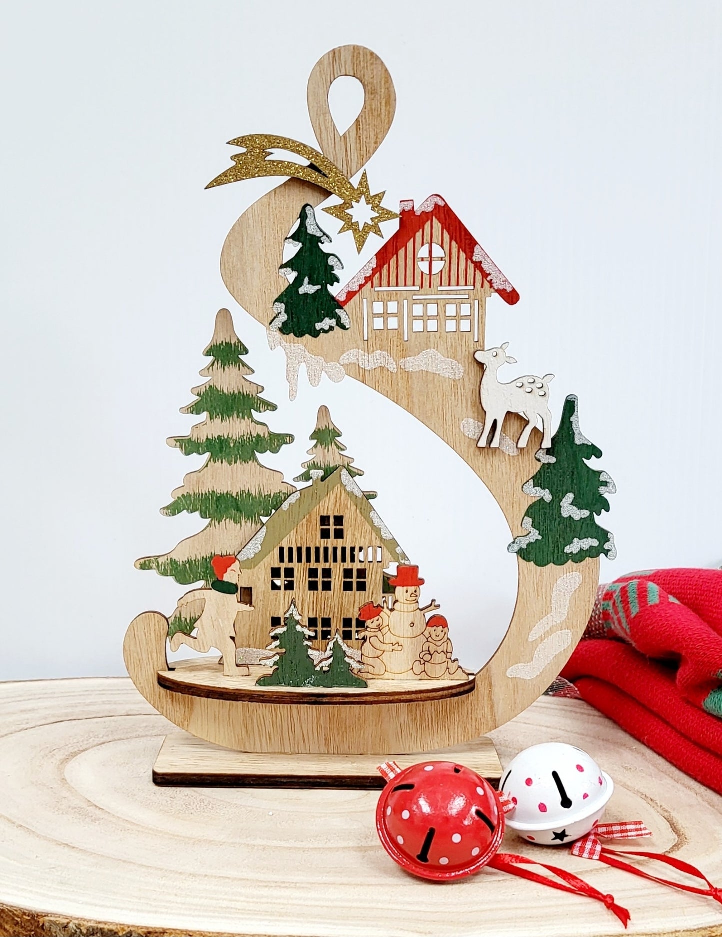 Wooden dec for standing snowman & children
