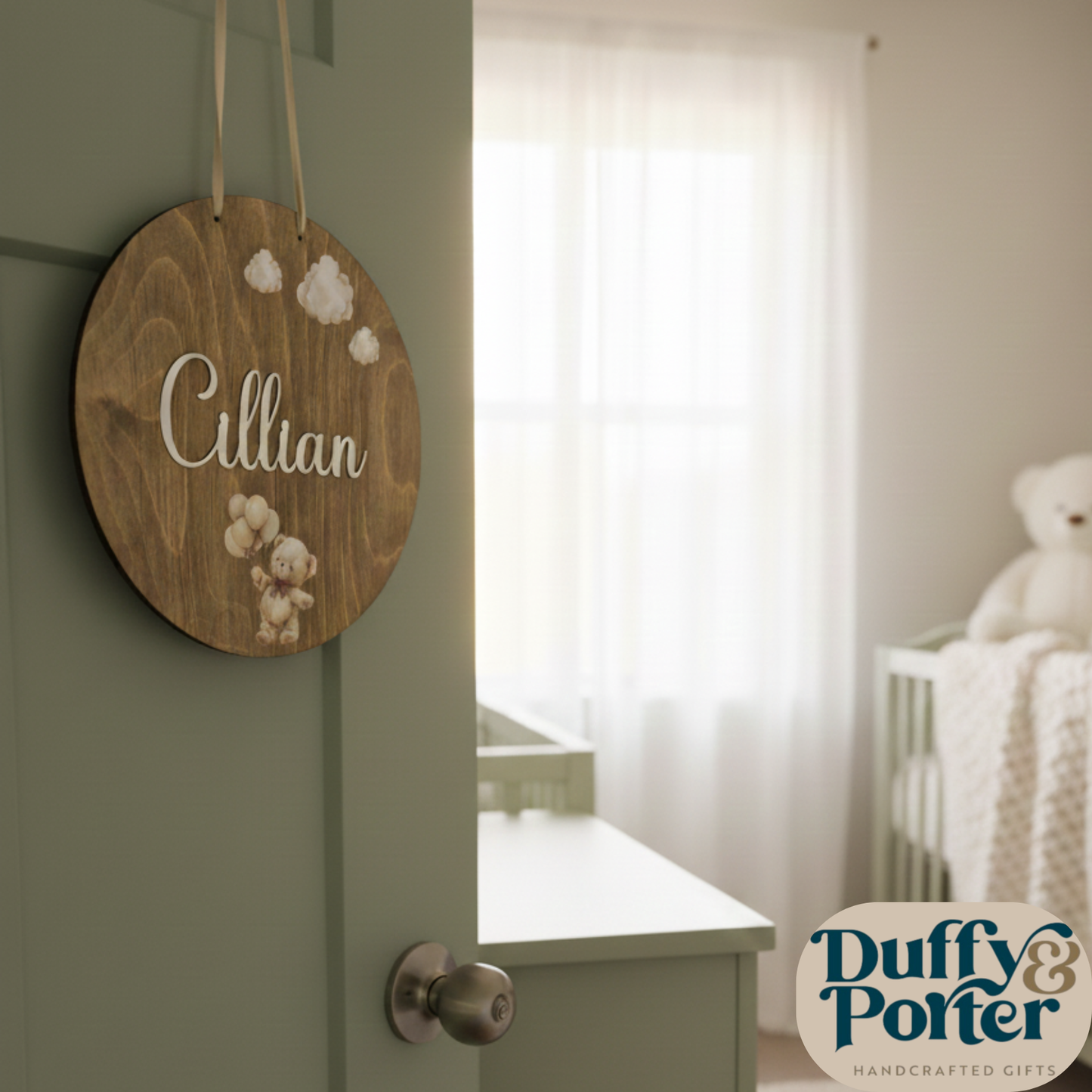 Teddy Wooden Round Name