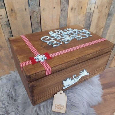 Delux Stained Christmas EveBox