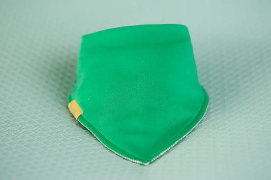 JUST EMERALD GREEN ORGANIC COTTON DRIBBLEBOO BANDANA BIB