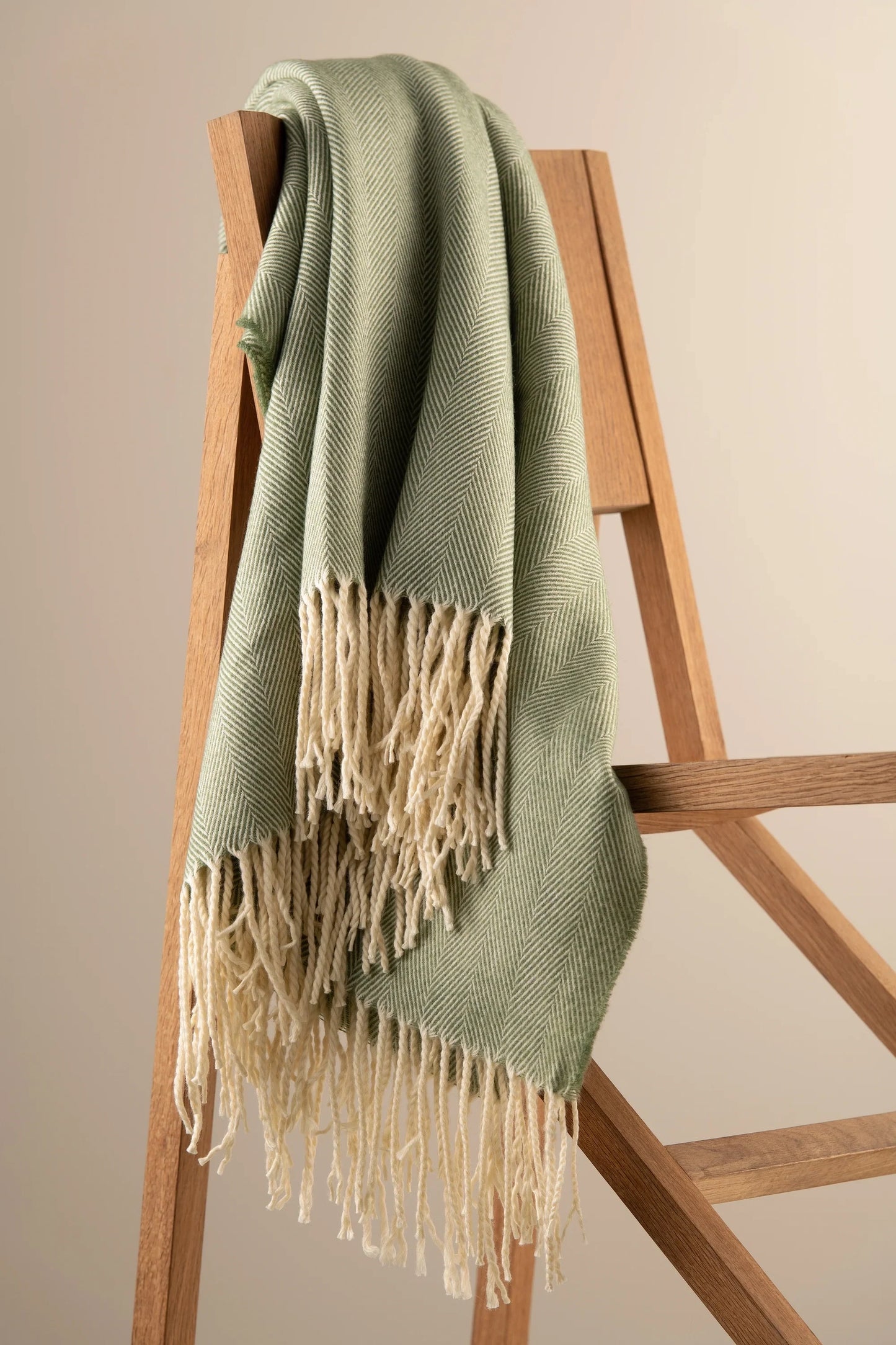 GC Herringbone Throw - Forest Green