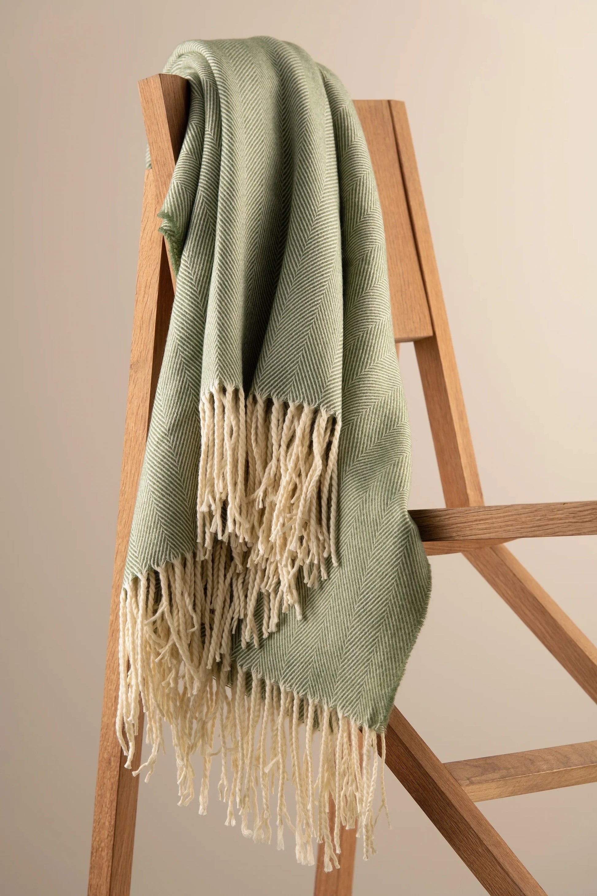 GC Herringbone Throw - Forest Green