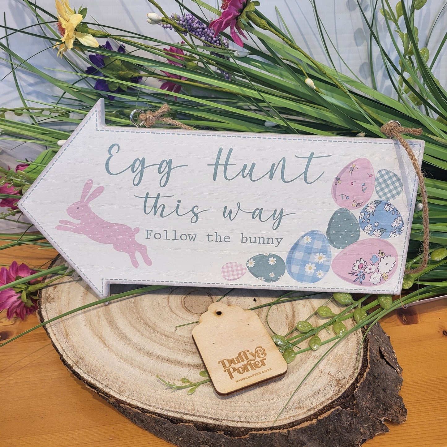 Egg hunt this way double sided