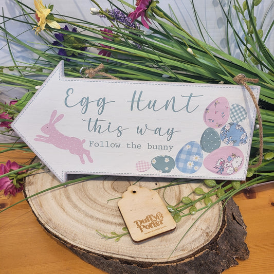 Egg hunt this way double sided