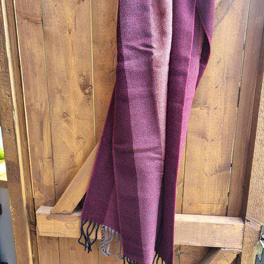 Scarf modern stripes - reds