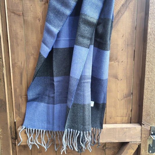 Scarf modern squares - navy/blues