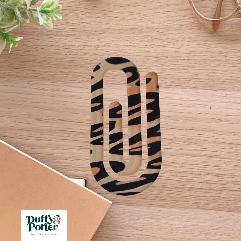 Jumbo Paperclip Tiger