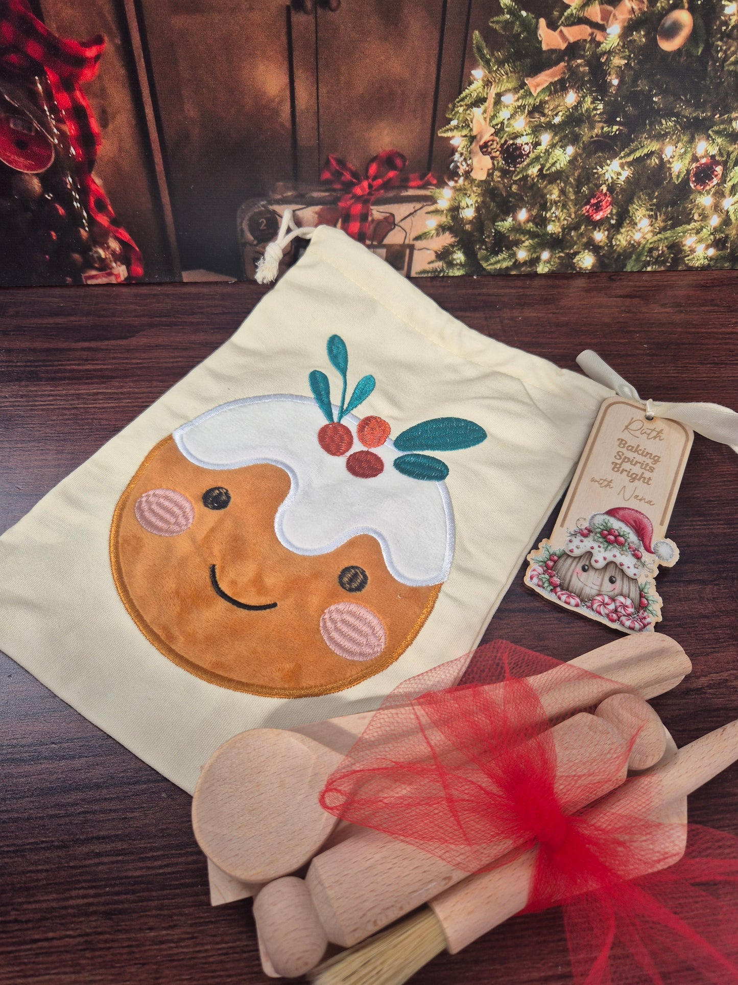 Personalised Kids Christmas Baking Set – Child-Sized Wooden Utensils, Custom Tag & Embroidered Bag